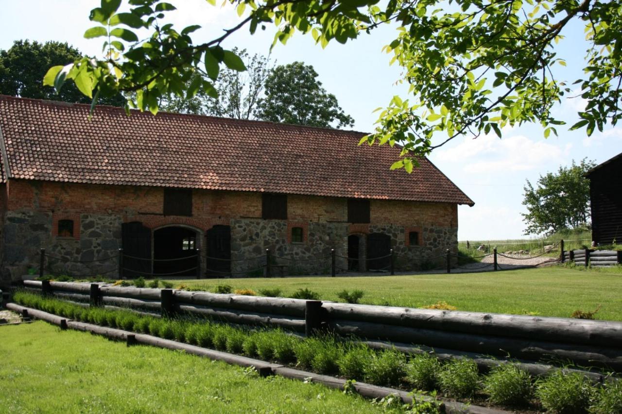 Folwark Mazurskie Legendy - Azyl Dla Doroslych Kruklanki Exterior photo